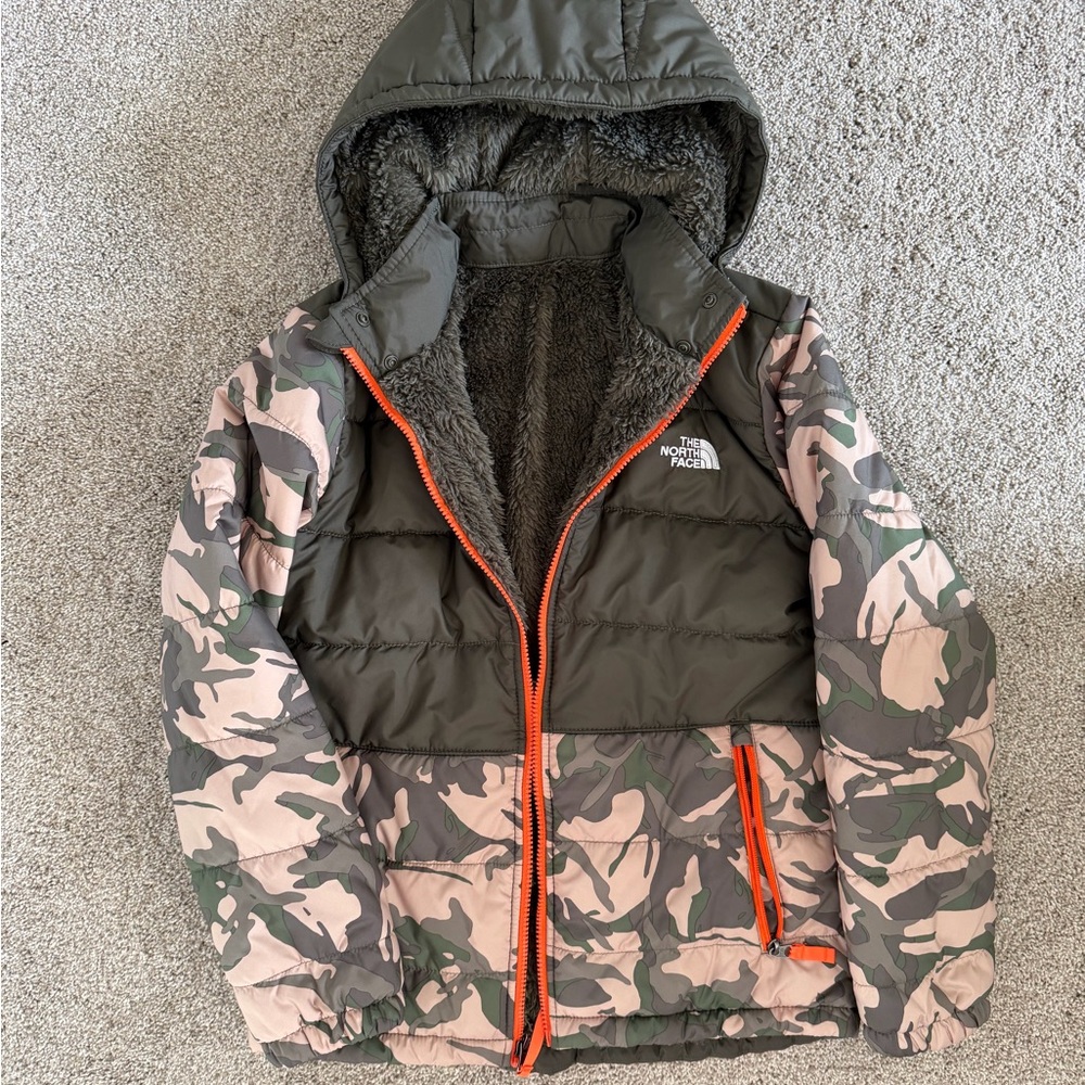The North Face Kids Green Camouflage Puffer Jacket-Large(14-16)